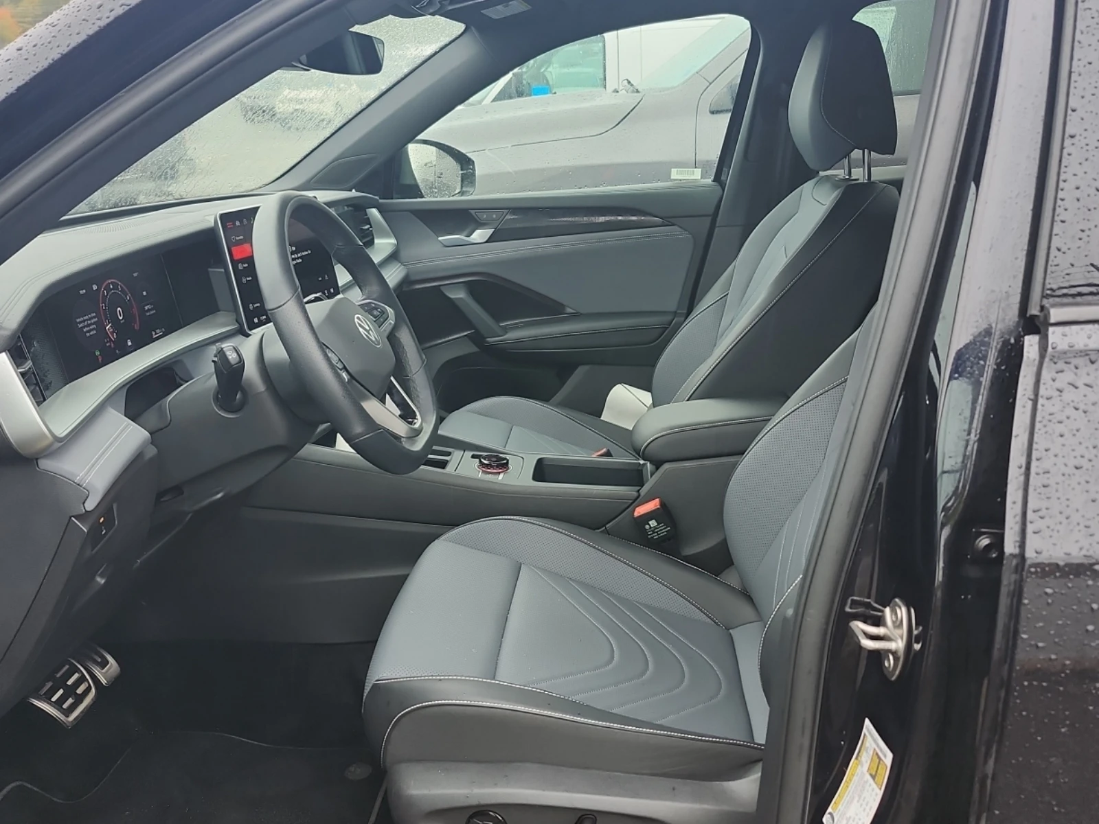 VW Tiguan 4MOTION* R-line Black Edition* PODGREV* PANO* Remo | Mobile.bg � ����������� 3
