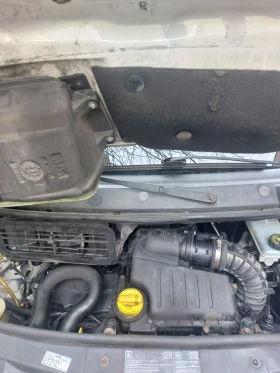 Renault Trafic 2.0 DCi Дълга База , снимка 15