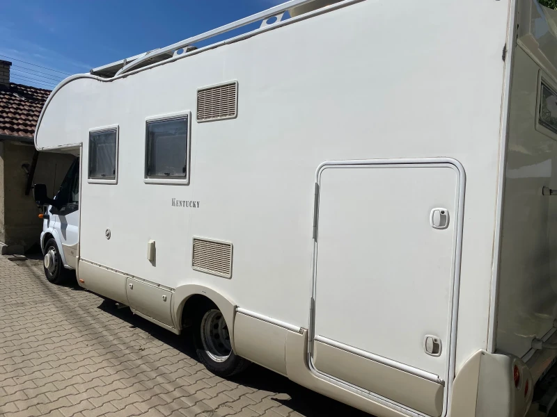 Кемпер Rimor, снимка 4 - Каравани и кемпери - 52618745