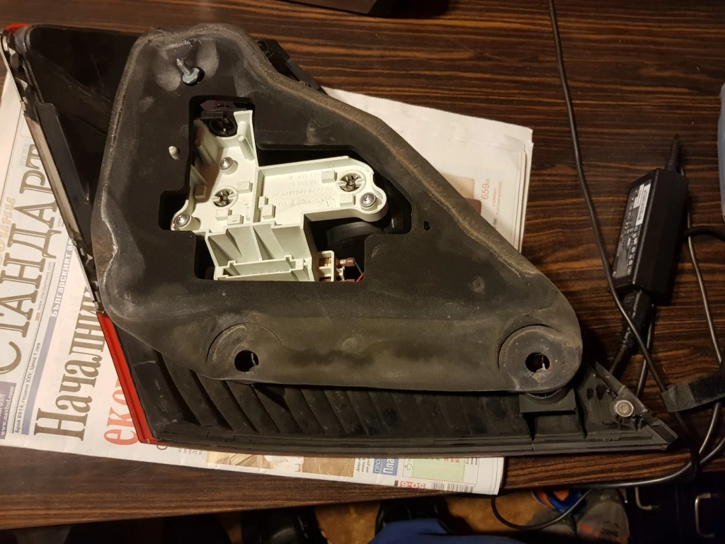       320 S 2006 .    | Mobile.bg   3