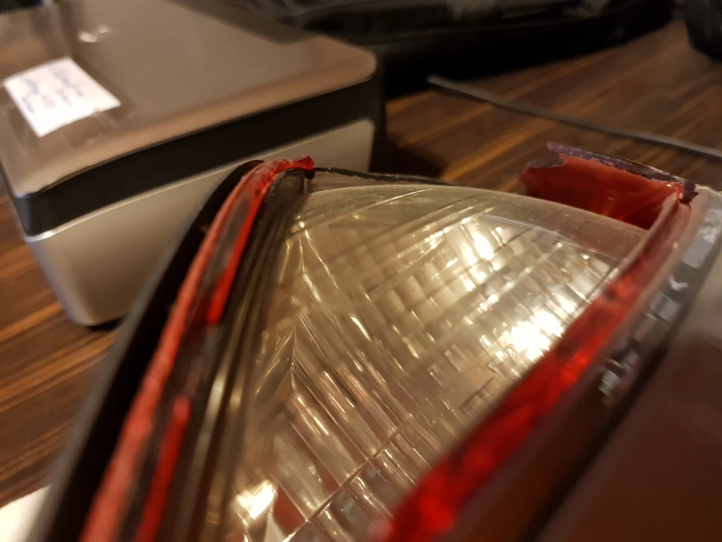       320 S 2006 .    | Mobile.bg   6