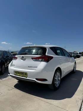 Toyota Auris 1.8 HYBRID, снимка 6