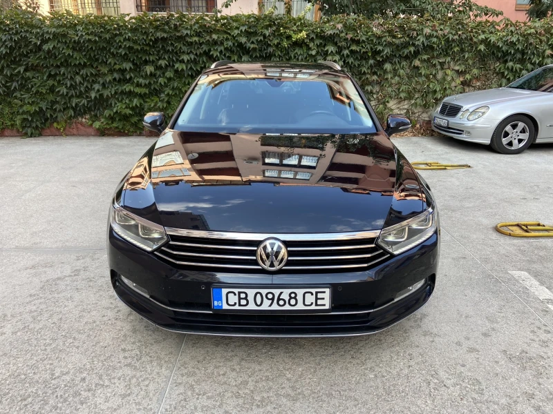 VW Passat 2.0TDI/HIGHLINE/DSG//4MOTION/LED, снимка 2 - Автомобили и джипове - 47135154