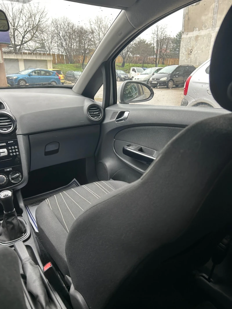 Opel Corsa, снимка 7 - Автомобили и джипове - 48767465