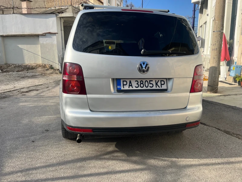 VW Touran, снимка 2 - Автомобили и джипове - 49243029