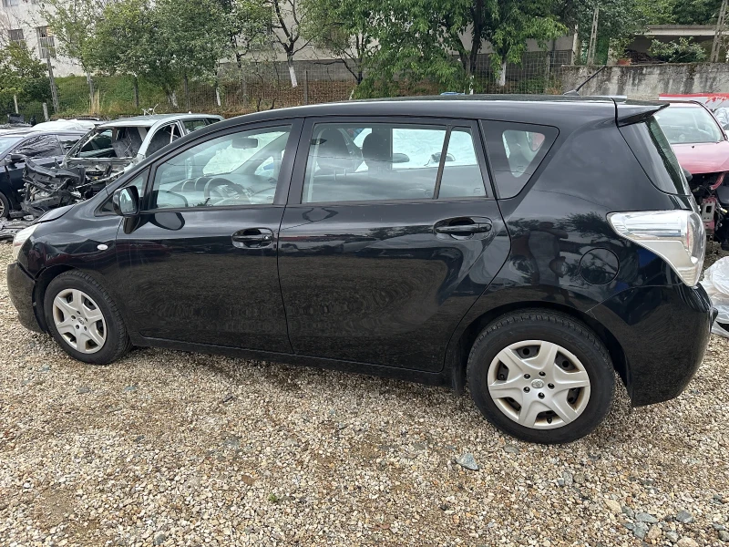 Toyota Verso 2.0d4d 126кс На части , снимка 4 - Автомобили и джипове - 52659569