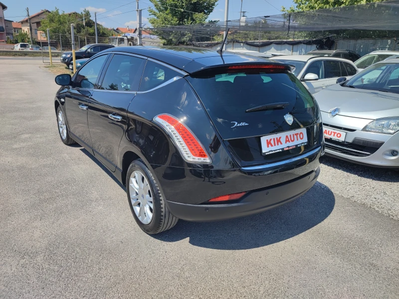 Lancia Delta 1.6D-120ks-6sk-КОЖА-ПАРКТРОНИК, снимка 6 - Автомобили и джипове - 51354202