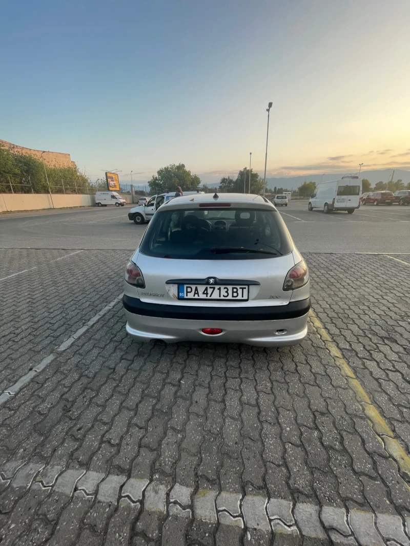 Peugeot 206, снимка 2 - Автомобили и джипове - 52787695