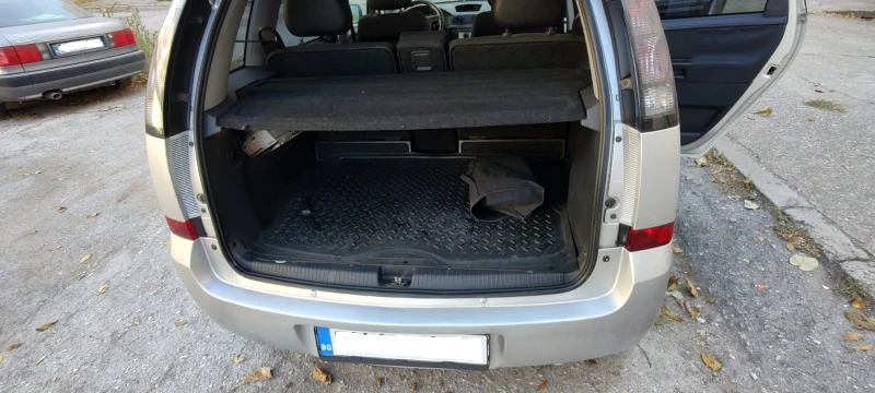 Opel Meriva, снимка 6 - Автомобили и джипове - 52403815