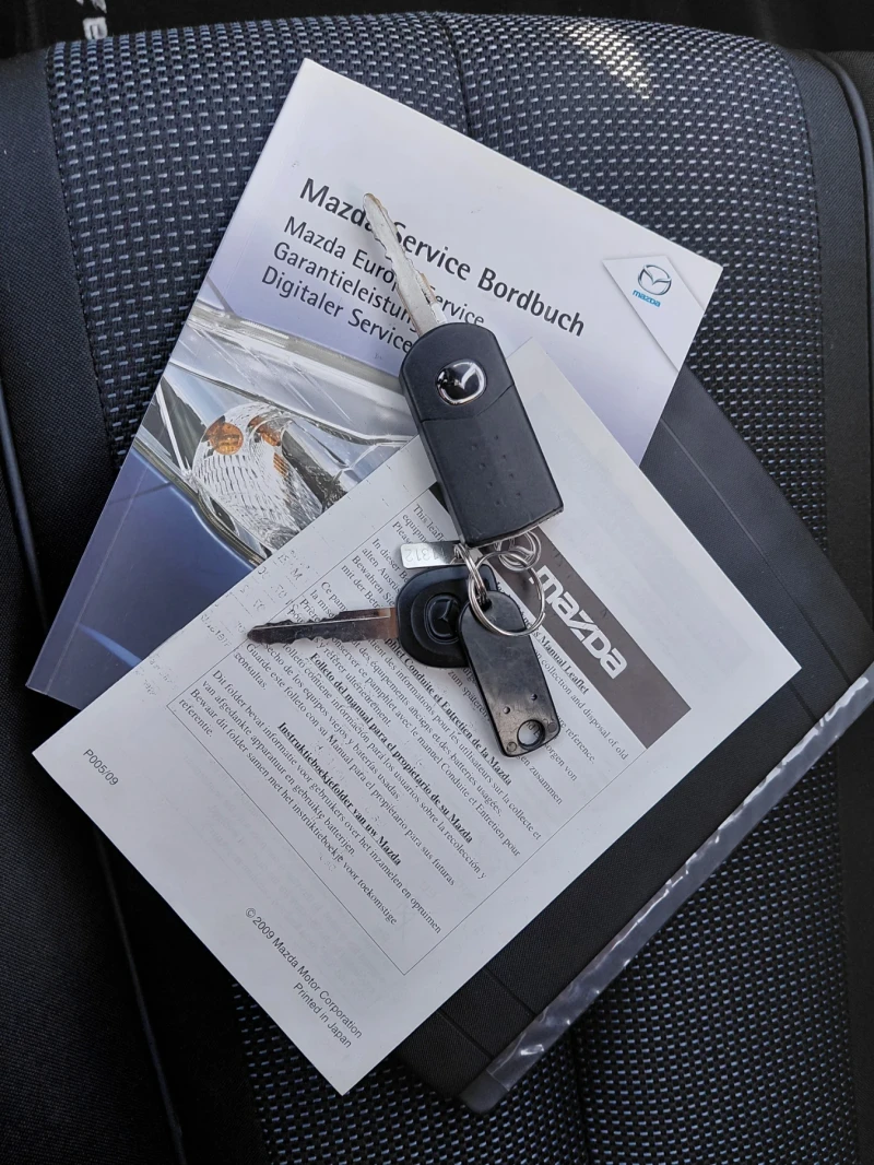 Mazda 2 1.5i SPORT AUTOMATIC, снимка 13 - Автомобили и джипове - 52441673