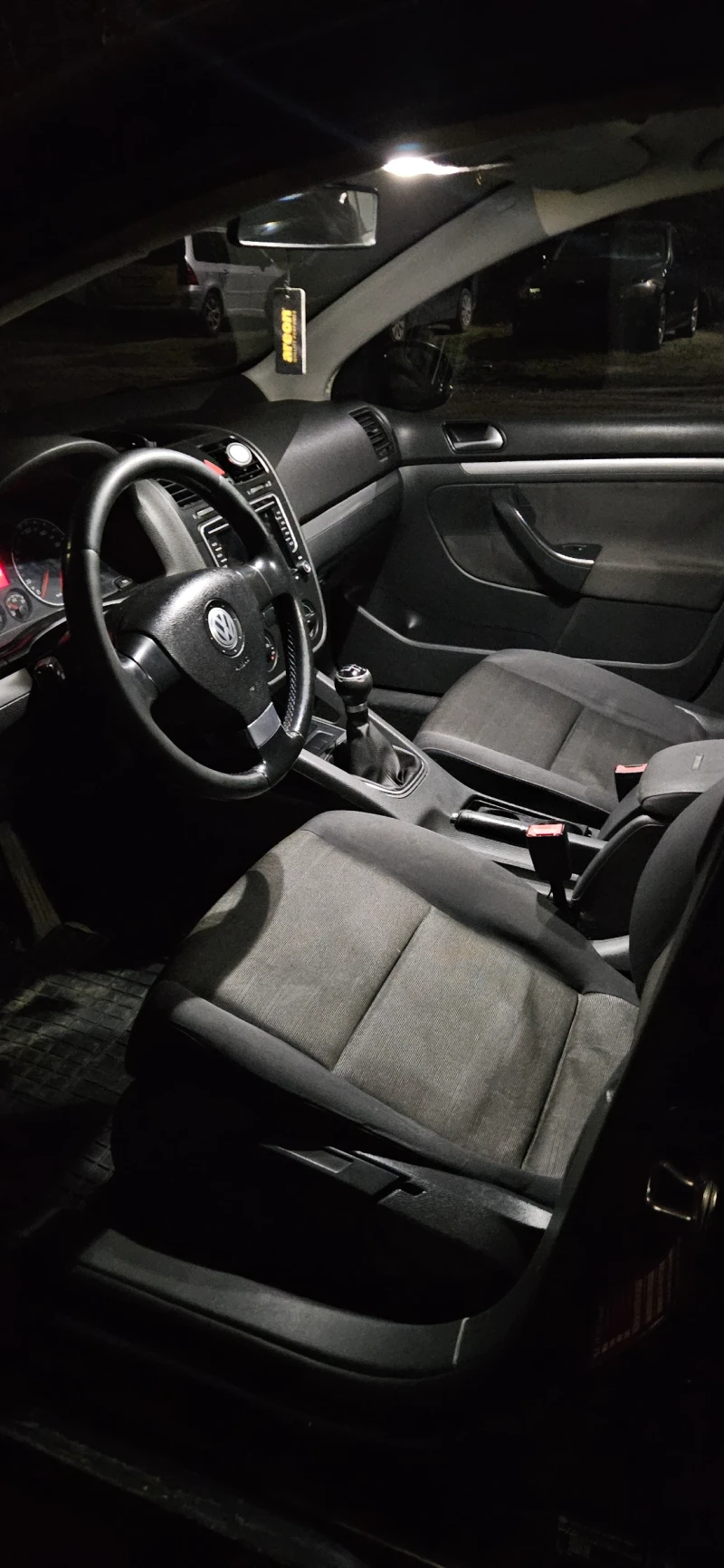 VW Golf 1.9 105, снимка 9 - Автомобили и джипове - 53297736