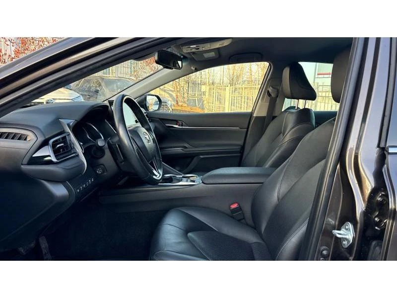 Toyota Camry 2.5HSD EXECUTIVE, снимка 12 - Автомобили и джипове - 52811010