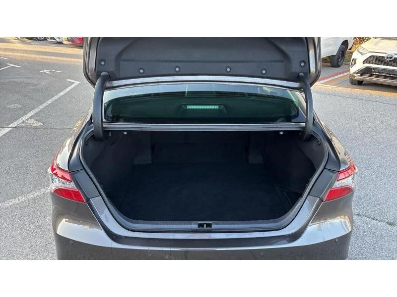 Toyota Camry 2.5HSD EXECUTIVE, снимка 10 - Автомобили и джипове - 52811010