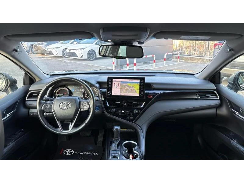 Toyota Camry 2.5HSD EXECUTIVE, снимка 8 - Автомобили и джипове - 52811010