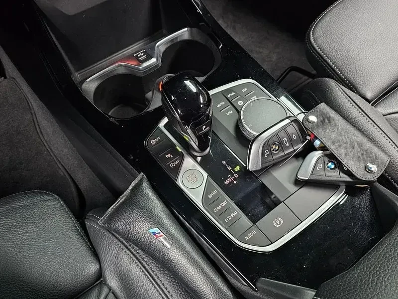 BMW 120 * I Advantage* , снимка 2 - Автомобили и джипове - 55121947