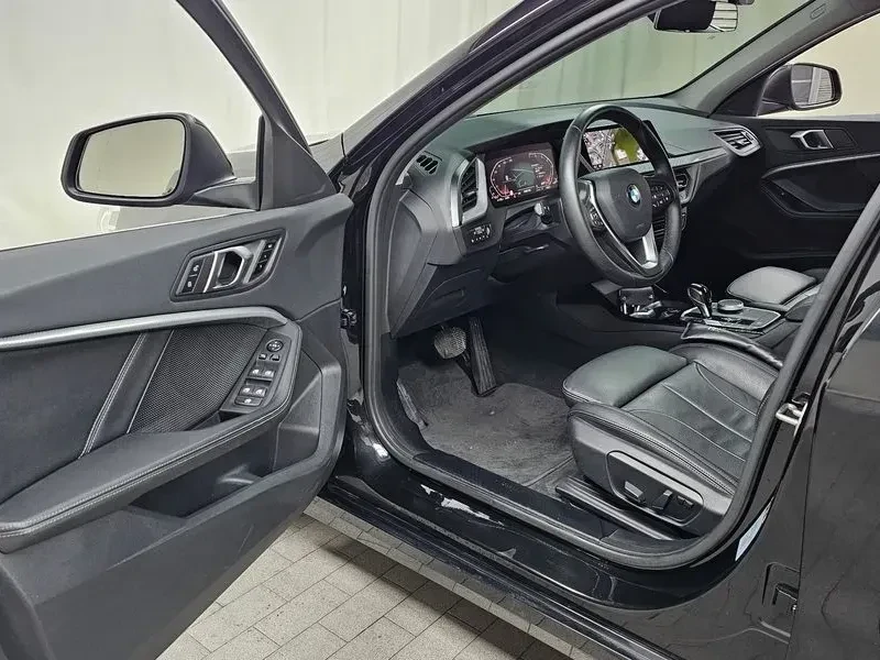 BMW 120 * I Advantage* , снимка 3 - Автомобили и джипове - 55121947