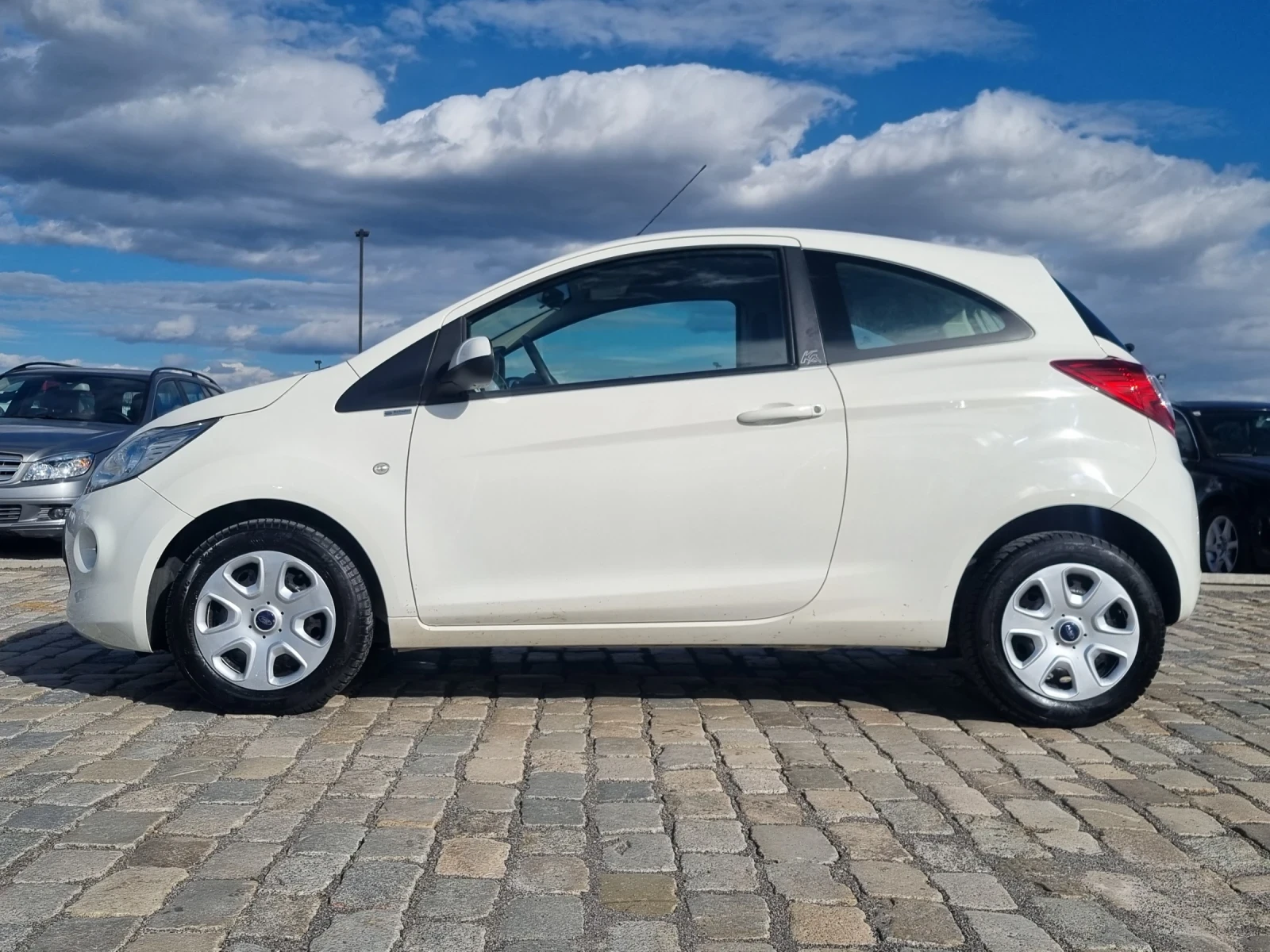 Ford Ka 1.2i 70кс ЕВРО 5В 2013 година 102000 км. - изображение 4