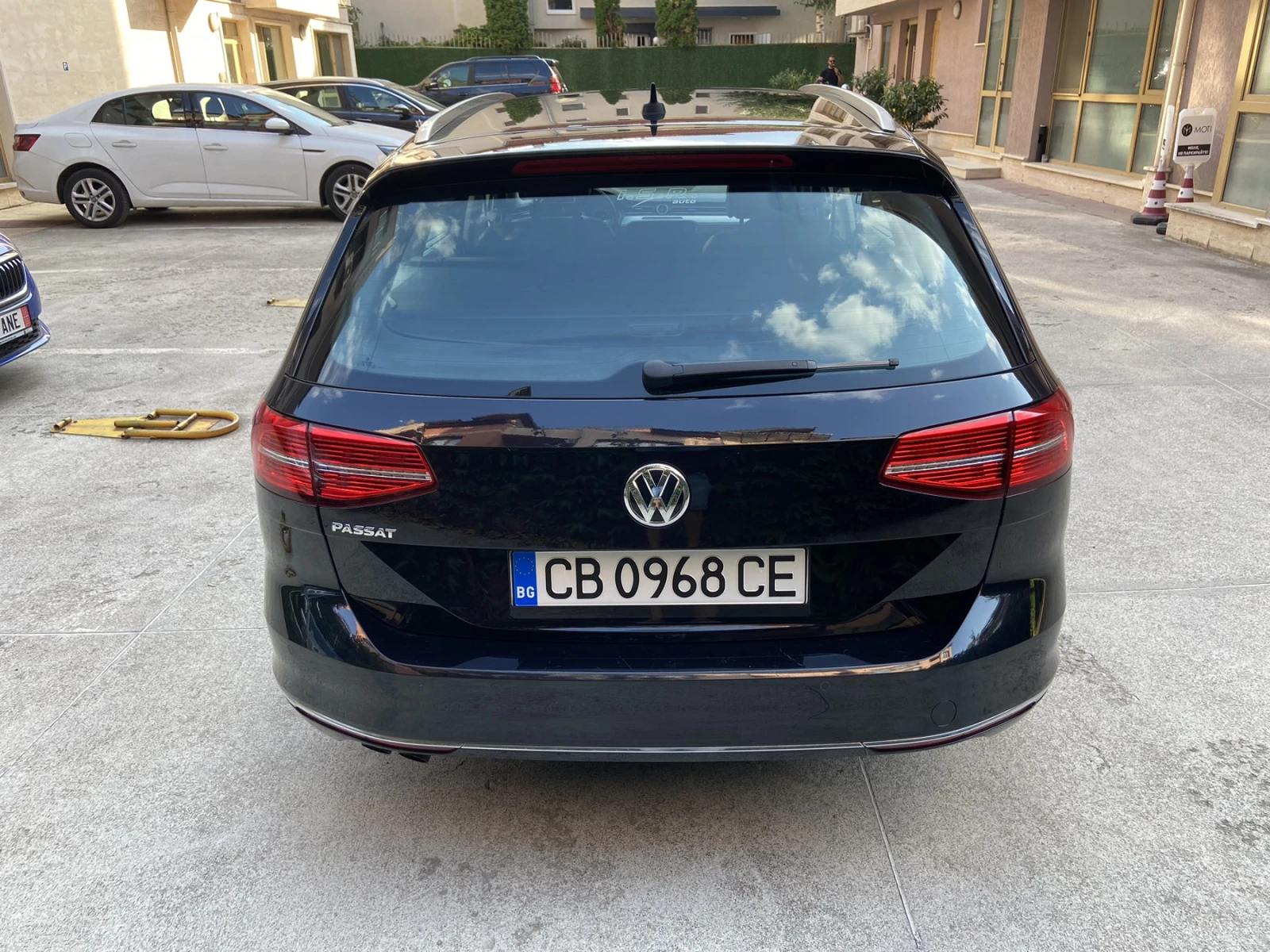 VW Passat 2.0TDI/HIGHLINE/DSG//4MOTION/LED - изображение 6