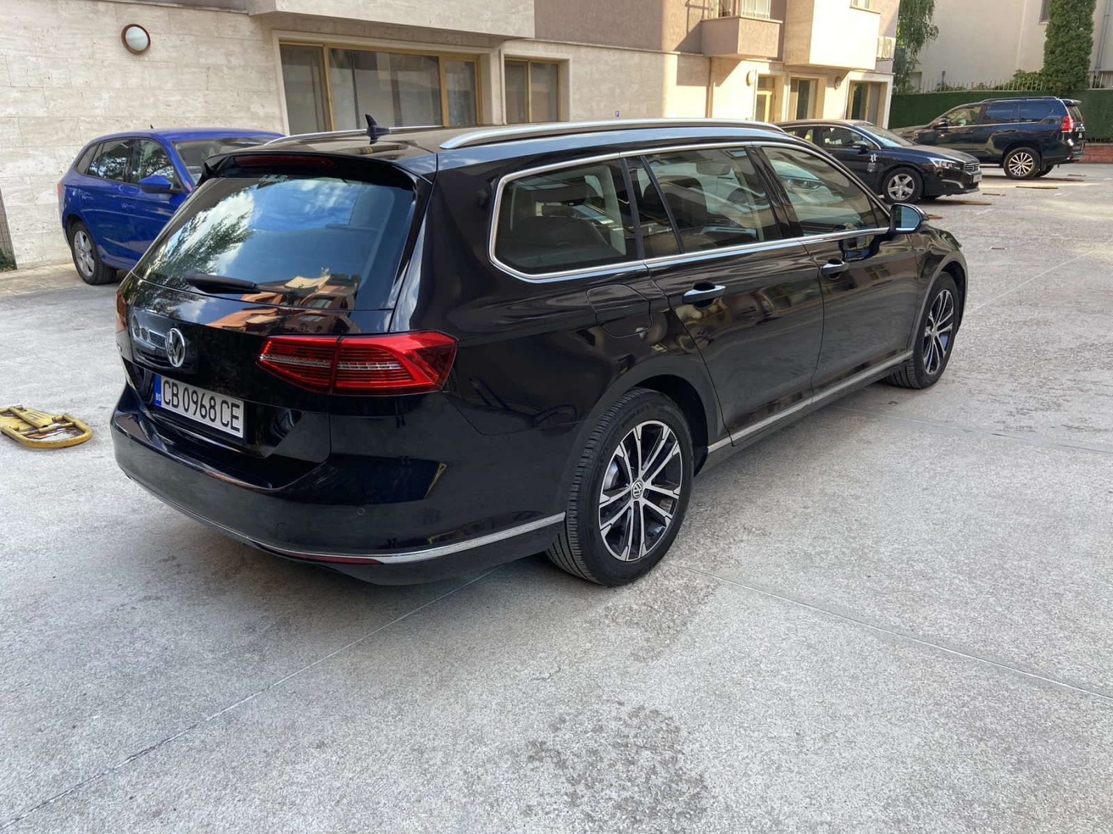 VW Passat 2.0TDI/HIGHLINE/DSG//4MOTION/LED - изображение 7