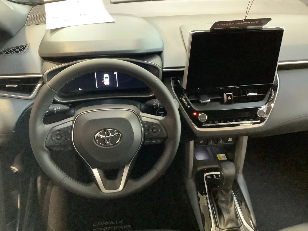 Toyota Corolla Cross Hybrid 1.8 VVT-i Team Deutschland - изображение 8