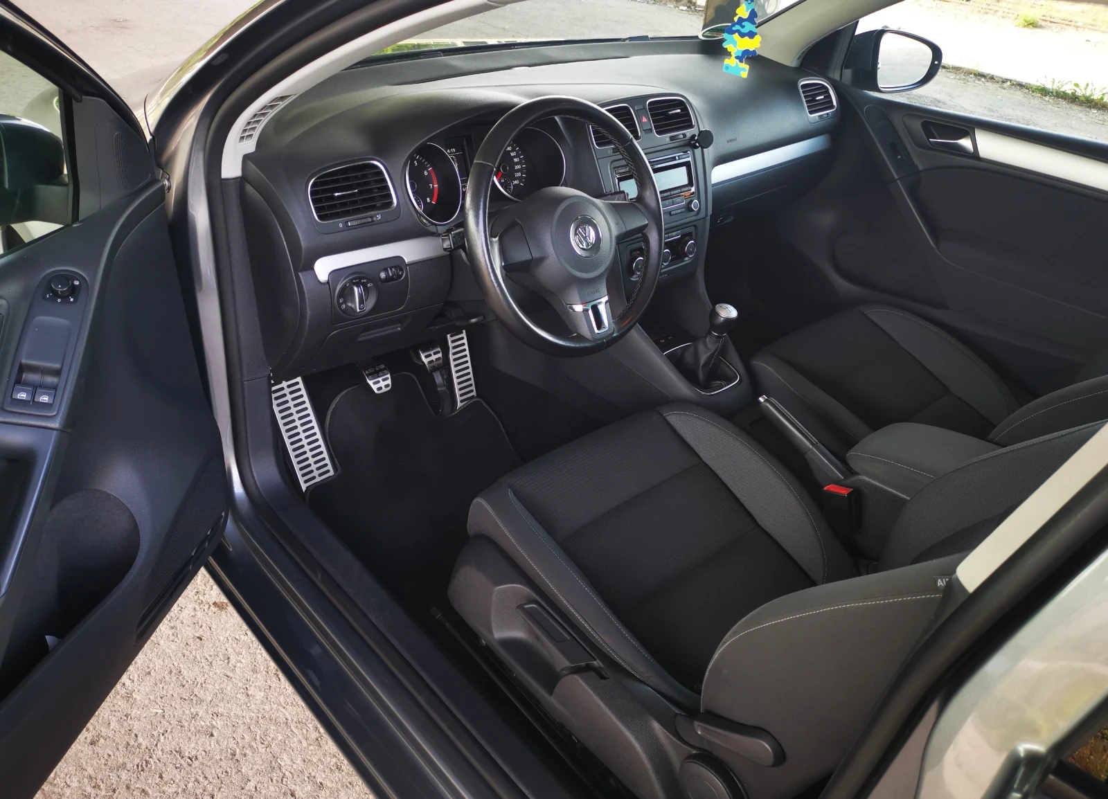VW Golf 1.2 TSI 105hp Уникат!  - изображение 10