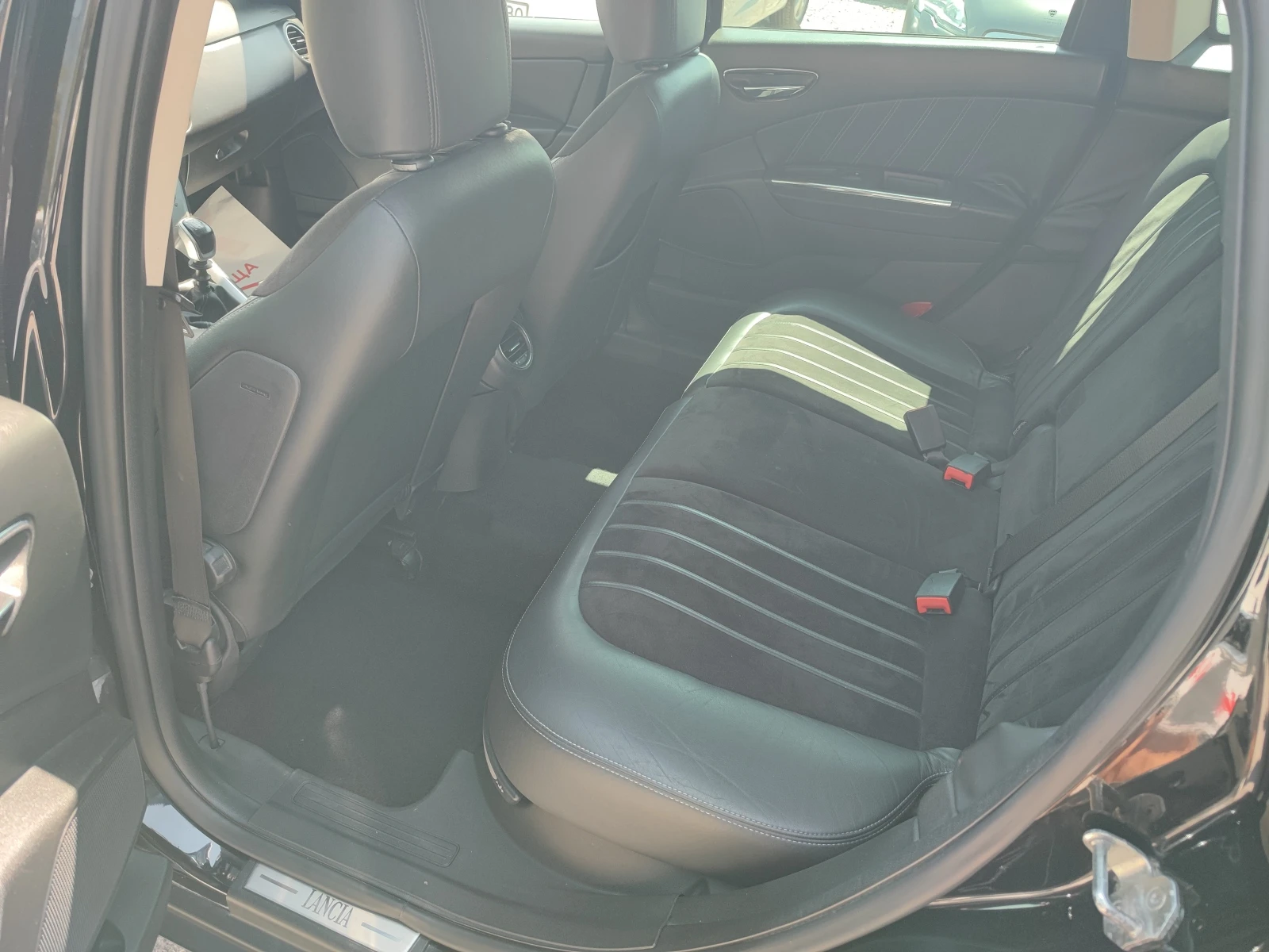 Lancia Delta 1.6D-120ks-6sk-- | Mobile.bg   15