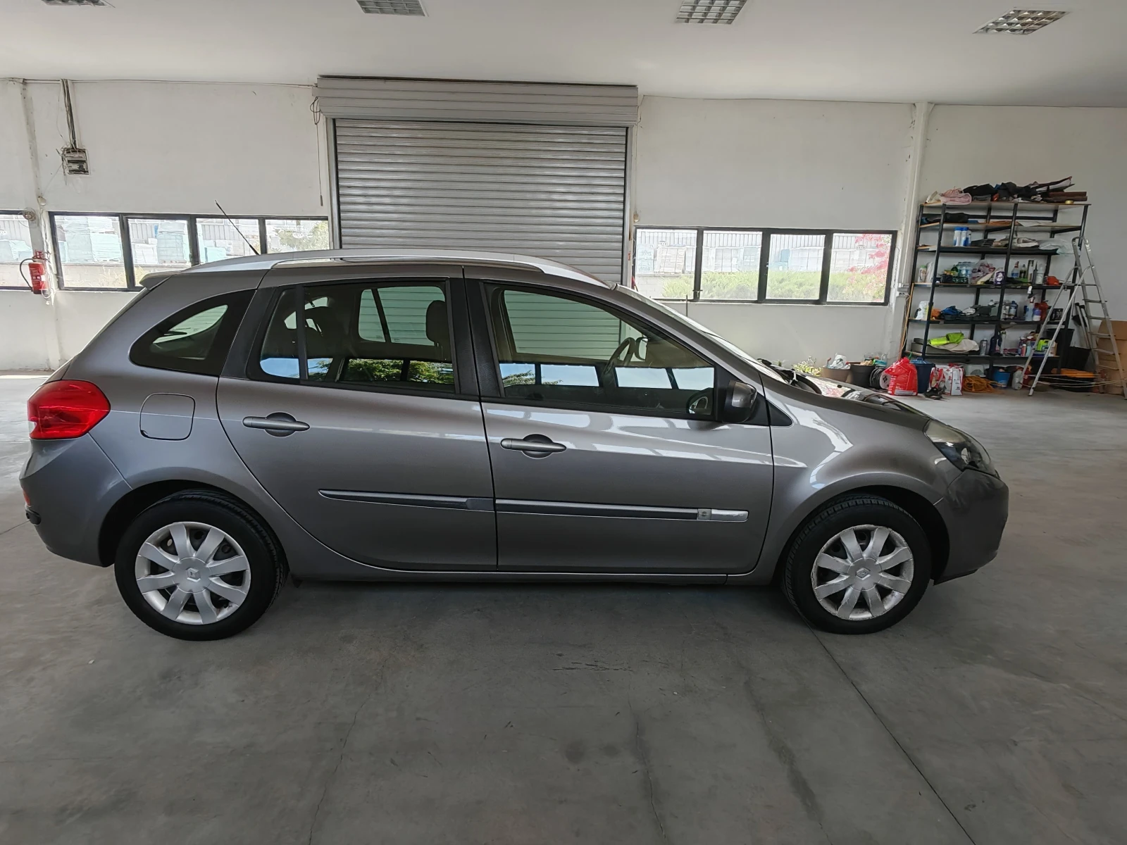 Renault Clio 1.2 BENZIN NAVIGACIA - изображение 6