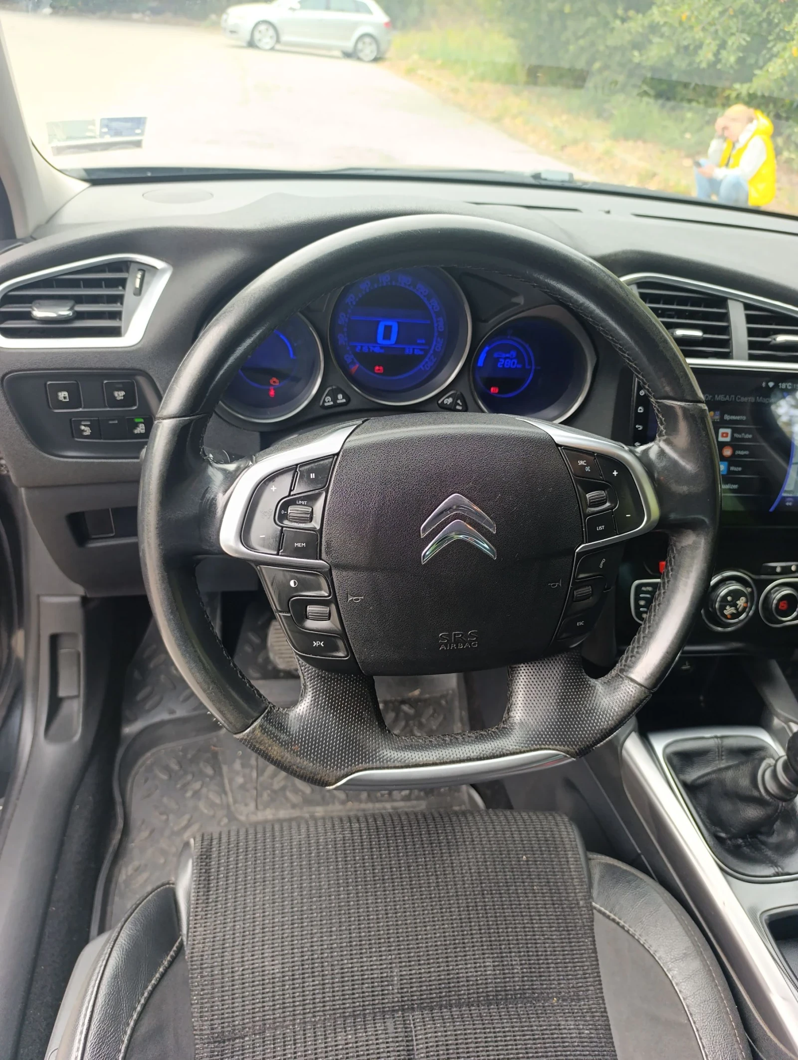 Citroen C4 1.6 HDI Exlusive - изображение 9