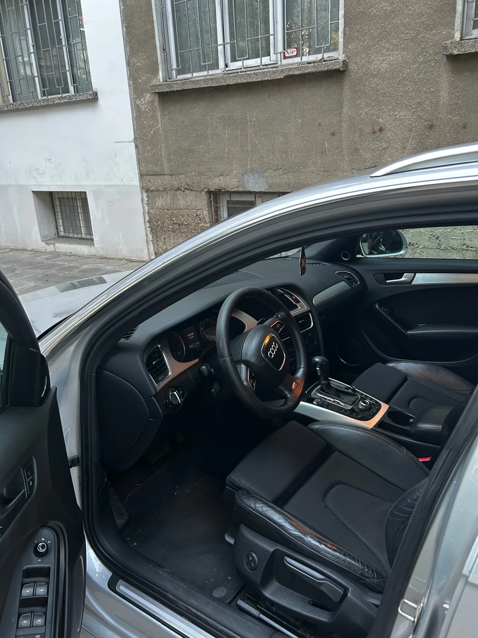 Audi A4 B8 2.7 tdi S-line - изображение 5