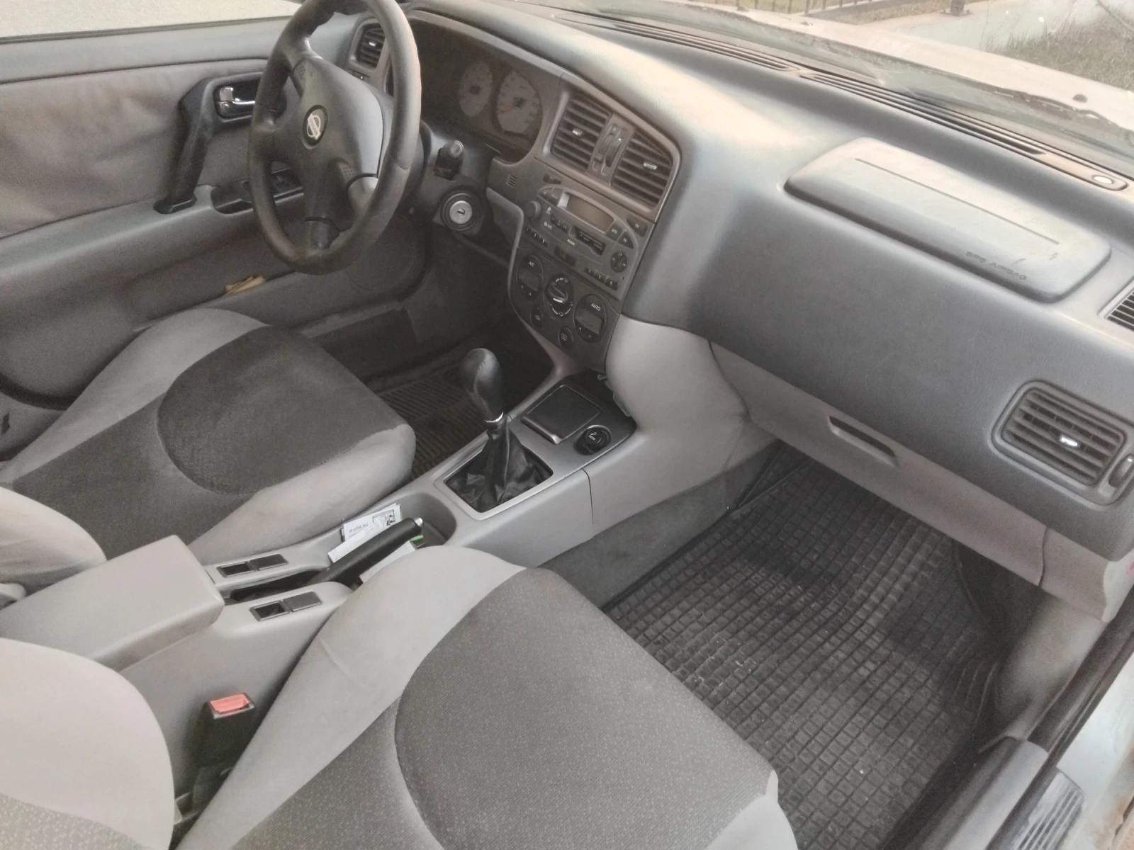 Nissan Primera, снимка 11 - Автомобили и джипове - 51925994