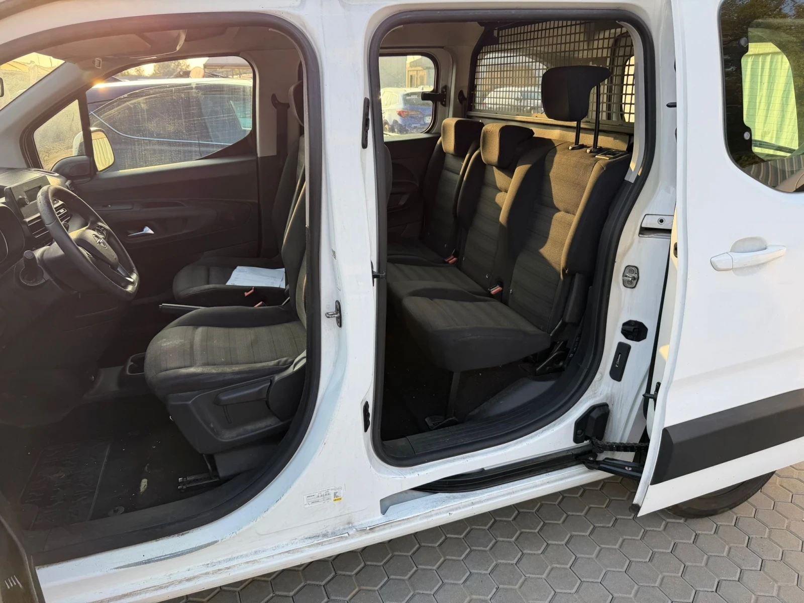 Opel Combo 1.5 D EURO 6D | Mobile.bg — изображение 7