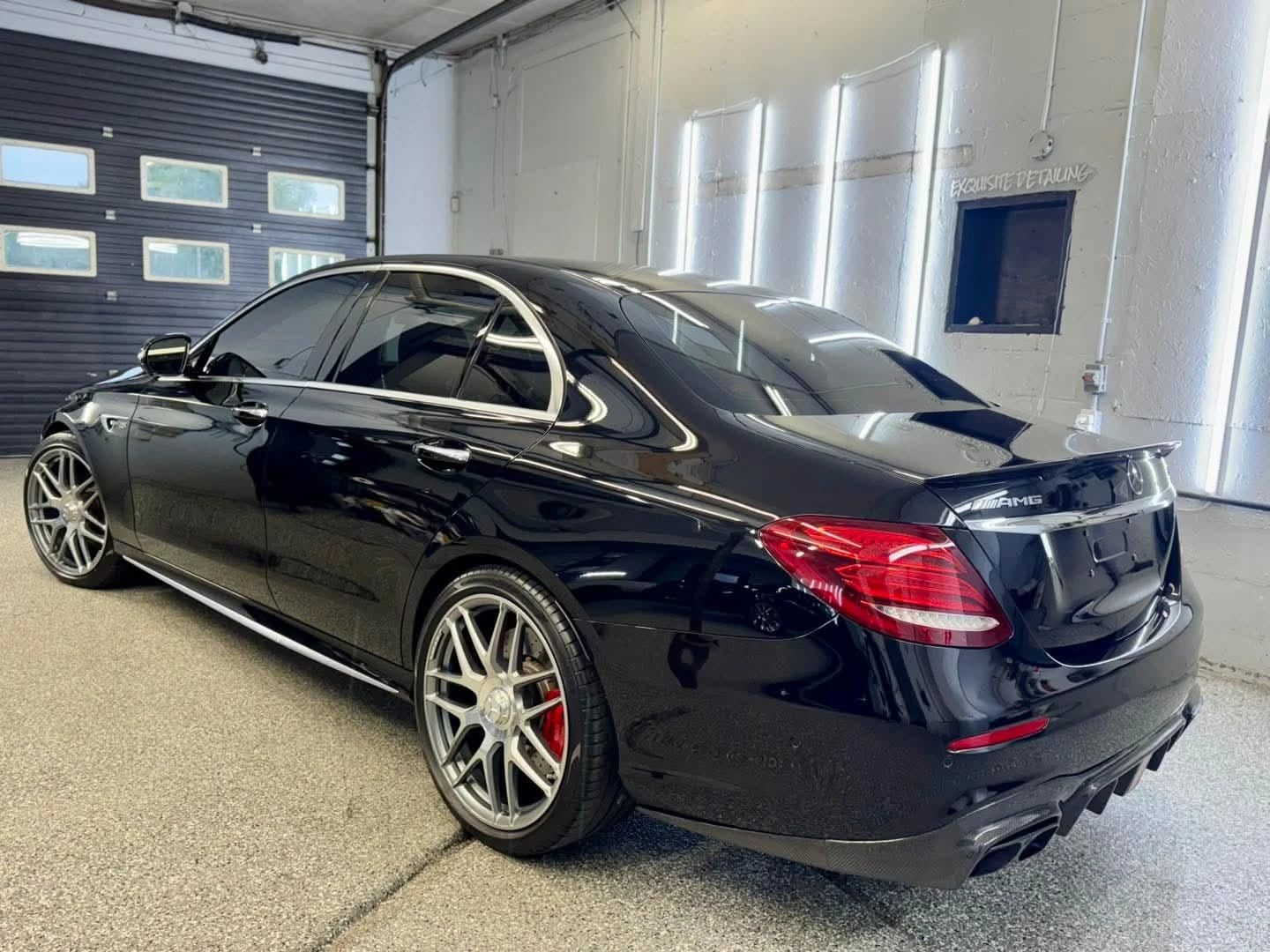 Mercedes-Benz E 63 AMG * S* CARFAX *    | Mobile.bg   3