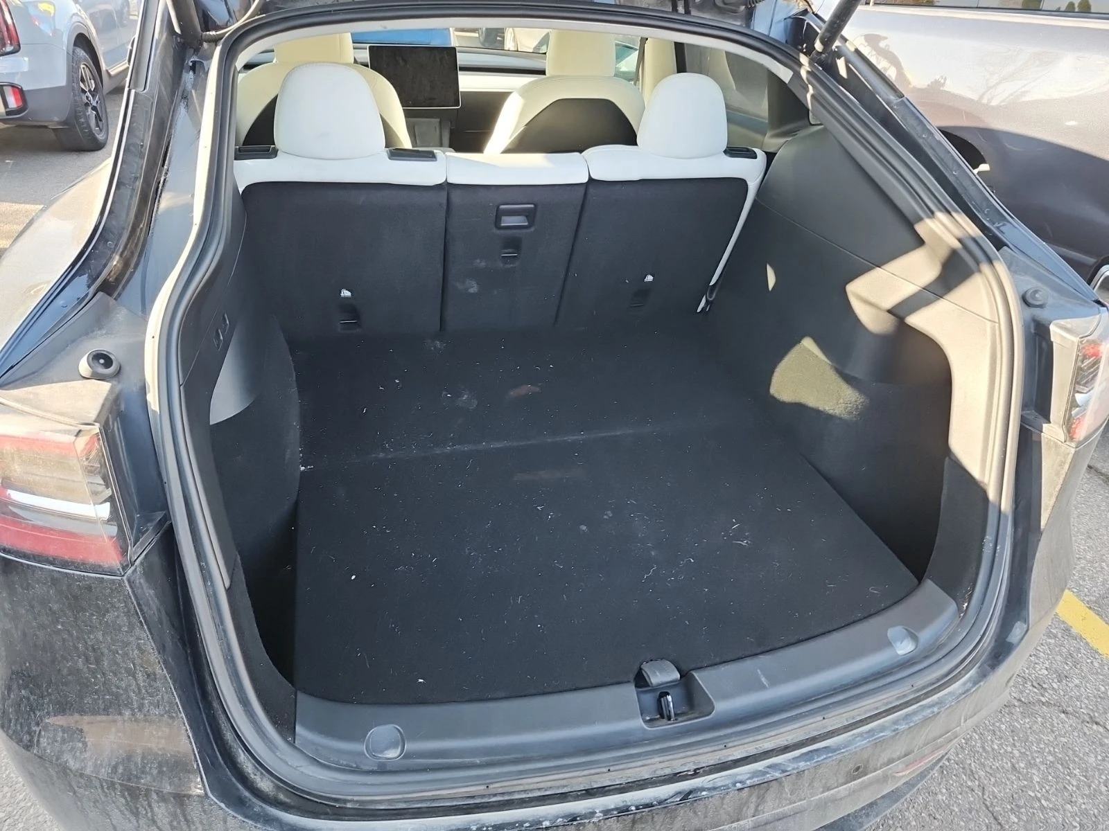 Tesla Model Y PERFORMANCE CARFAX    | Mobile.bg   12