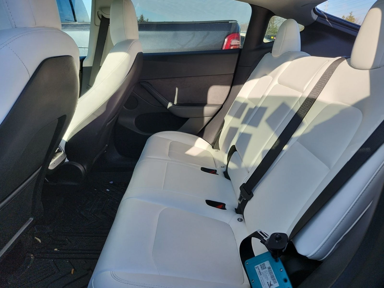 Tesla Model Y PERFORMANCE CARFAX    | Mobile.bg   11