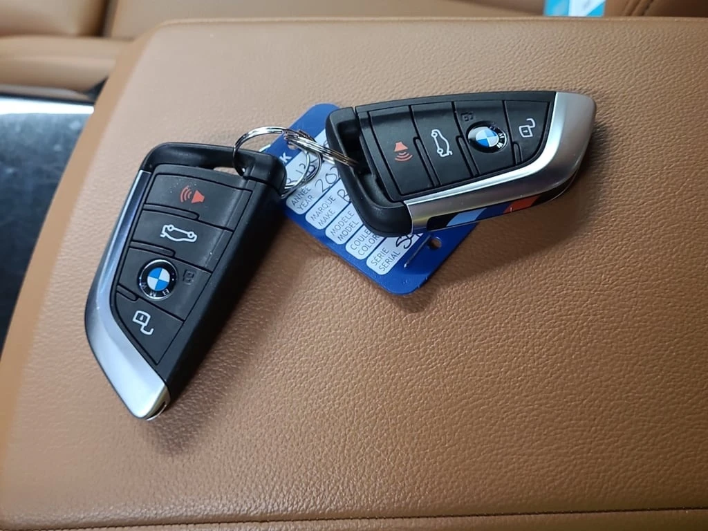 BMW 330 * 330I XDRIVE * CARFAX * ЦЕНА ДО БГ - изображение 7