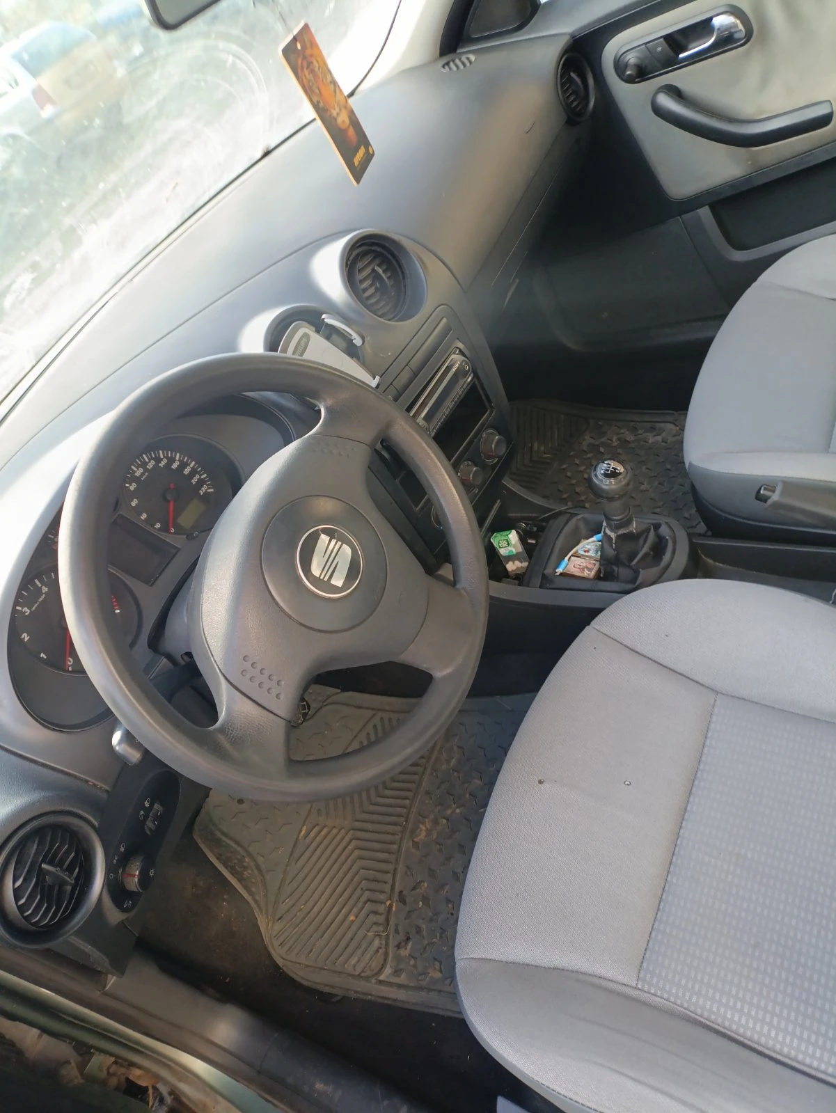 Seat Ibiza 1, 2 12V - изображение 5