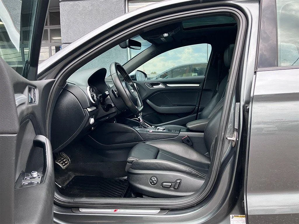 Audi S3 2.0 quattro Technik AWD* АвтоКредит* (Цена до БГ)  - изображение 5