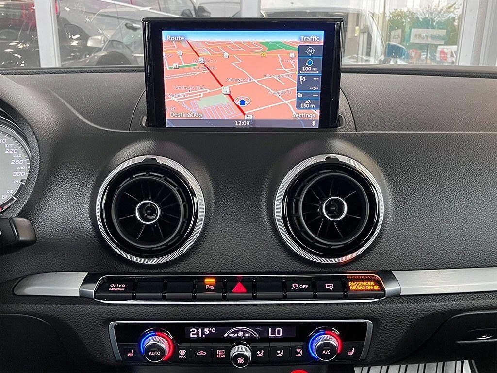 Audi S3 2.0 quattro Technik AWD* АвтоКредит* (Цена до БГ)  - изображение 9