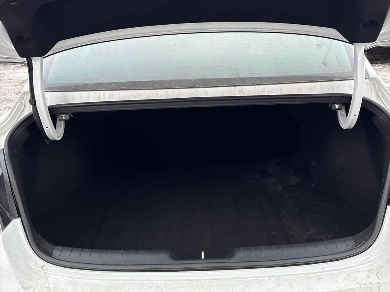 Hyundai Elantra * Preferred * CARFAX * ���� �� �� | Mobile.bg � ����������� 15