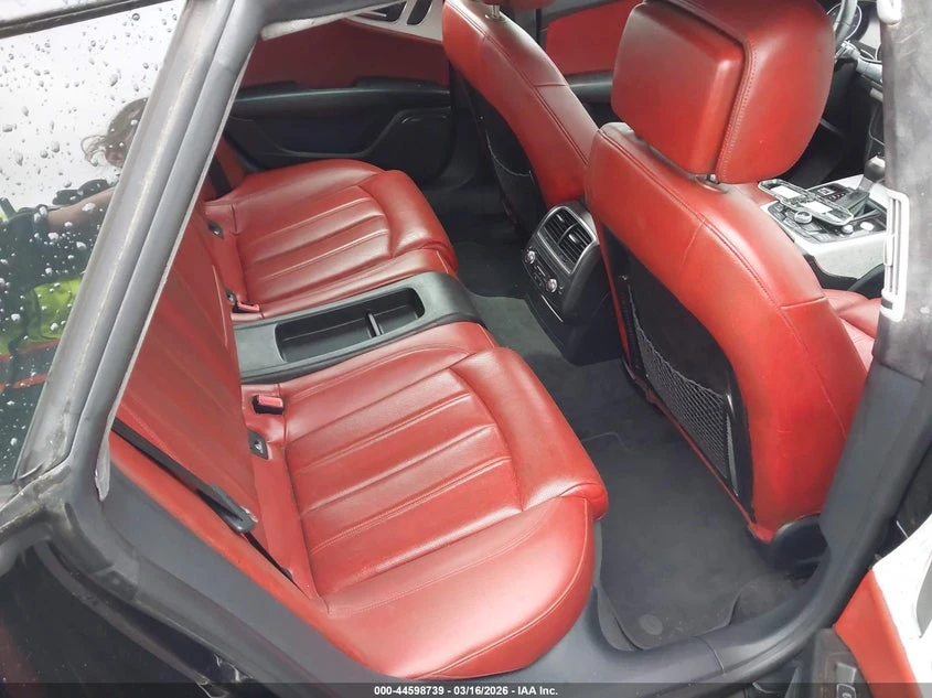 Audi A7 3.0l Premium, снимка 8 - Автомобили и джипове - 53934019