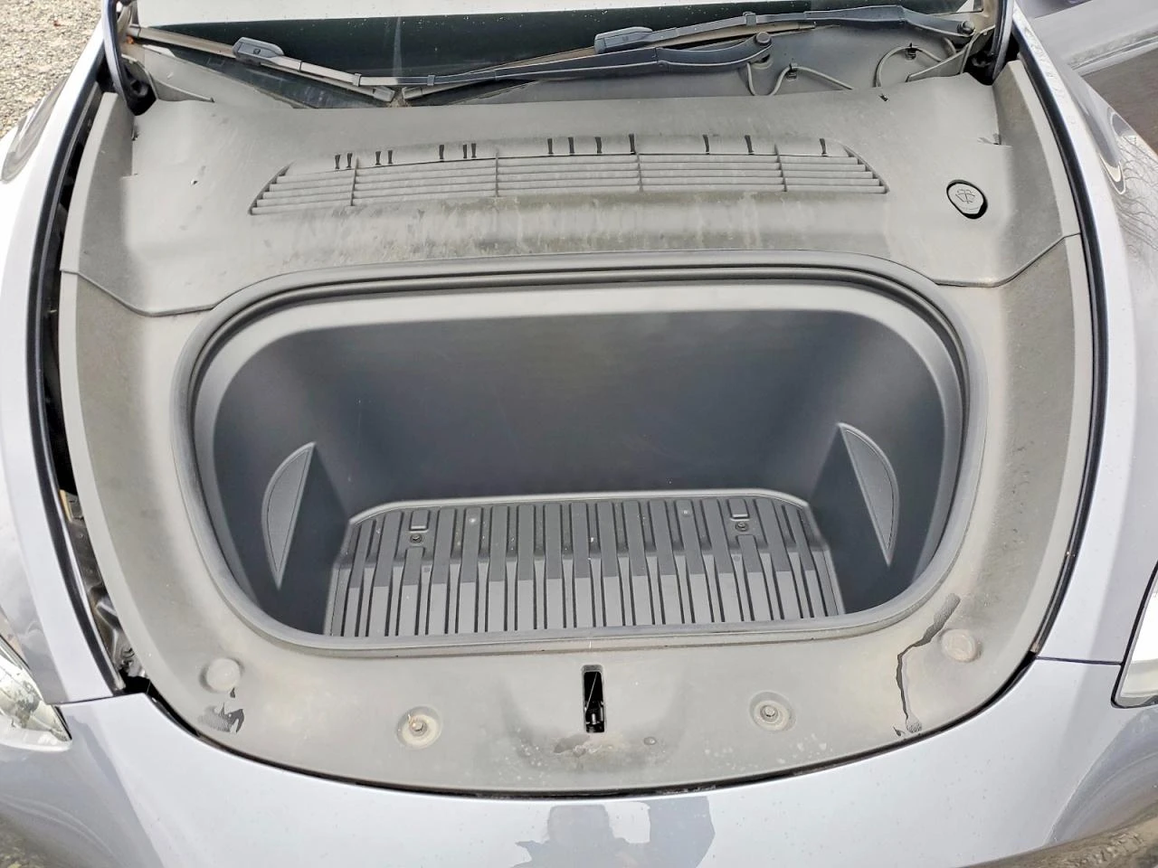 Tesla Model Y DUAL MOTOR LONG RANGE AWD, снимка 12 - Автомобили и джипове - 53965039