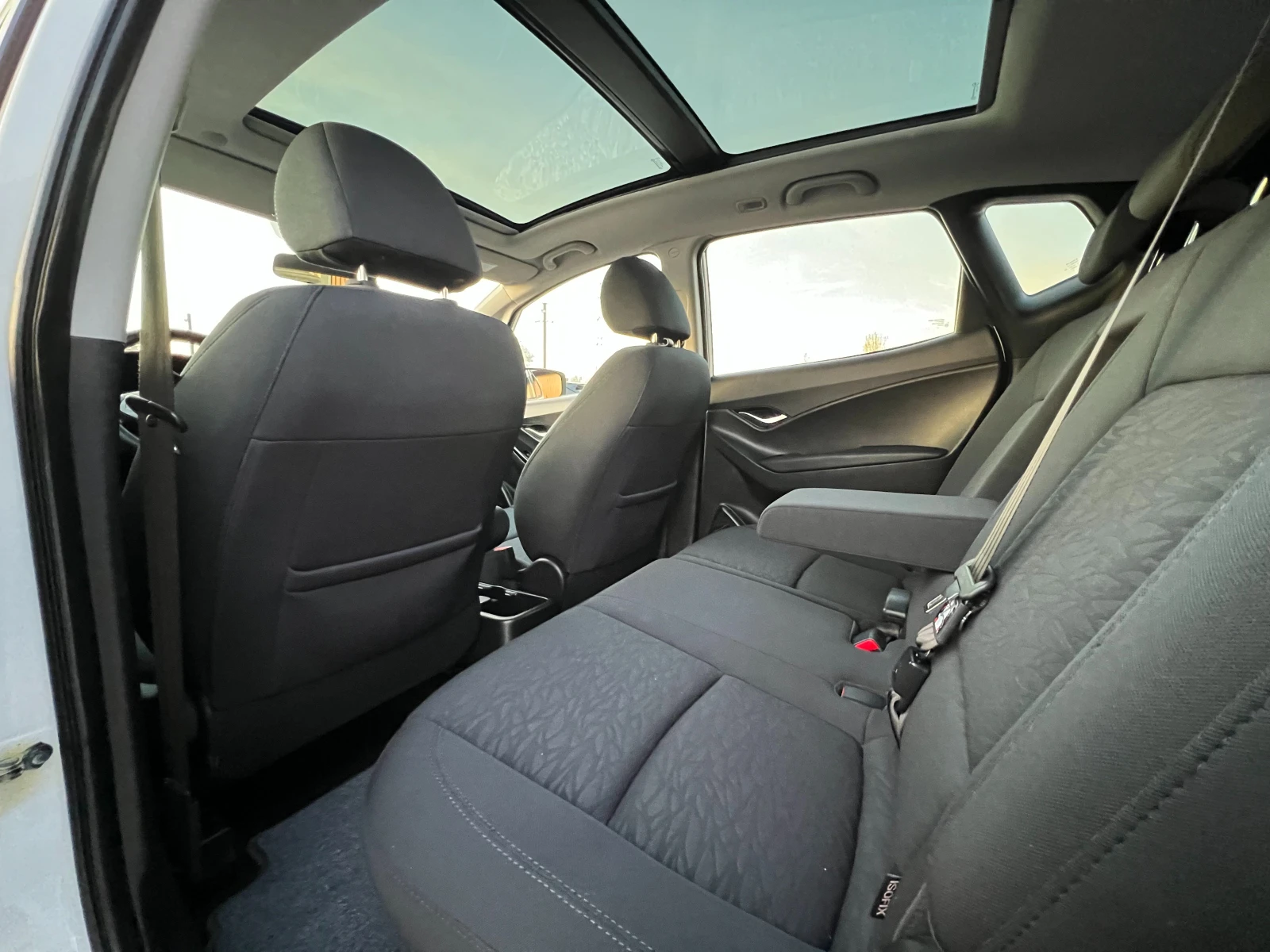 Hyundai Ix20 1.6i 115184км./АВТОМАТИК/НАВИГАЦИЯ/ПАНОРАМА/PDC/, снимка 10 - Автомобили и джипове - 54118840