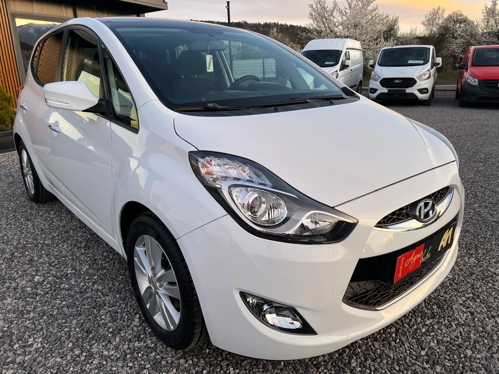 Hyundai Ix20 1.6i 115184км./АВТОМАТИК/НАВИГАЦИЯ/ПАНОРАМА/PDC/, снимка 6 - Автомобили и джипове - 54118840