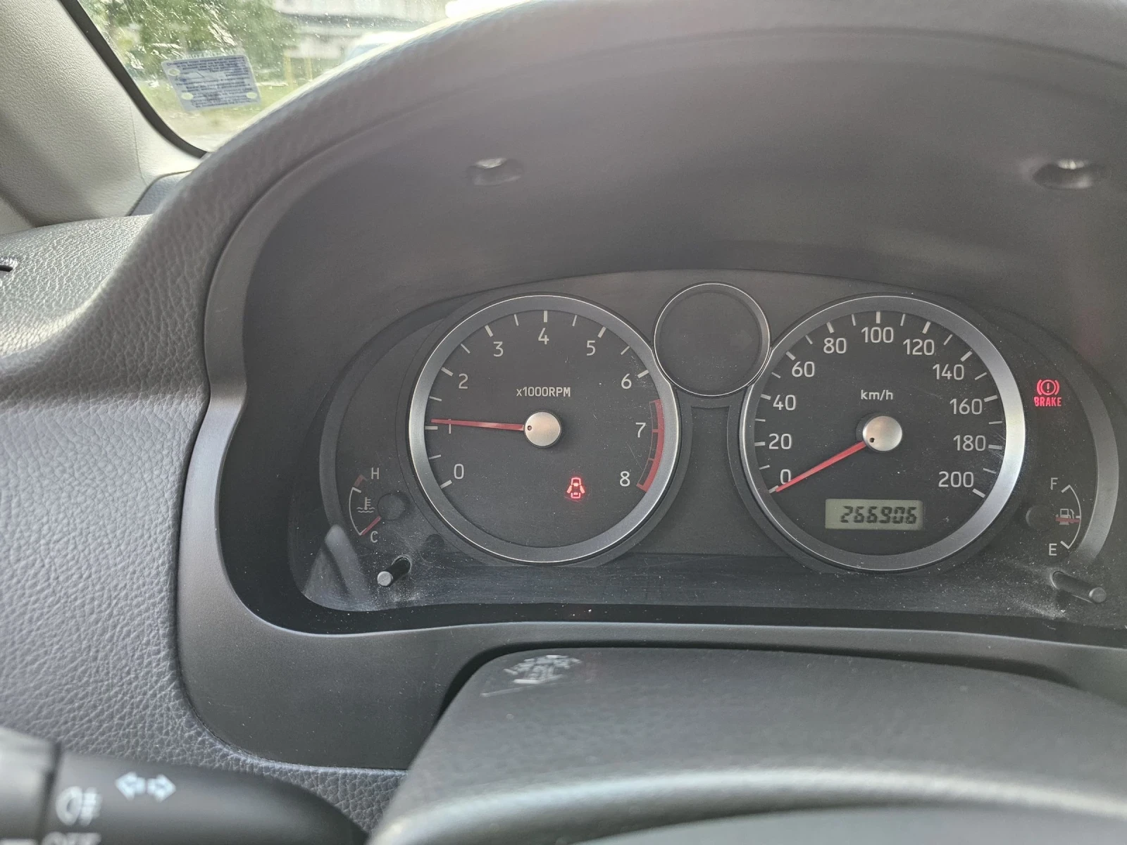 Suzuki Liana, снимка 13 - Автомобили и джипове - 54734779