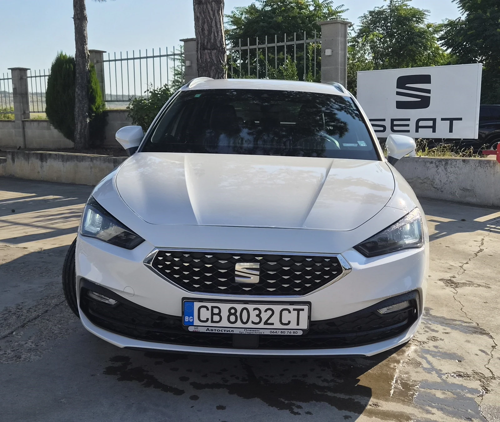 Seat Leon Xcellence  LED DIGITAL КОЖА, снимка 2 - Автомобили и джипове - 55747370