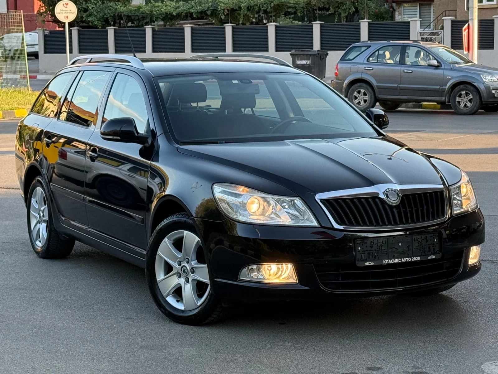 Skoda Octavia 1.6TDI Климатроник/217х км/Италия/ТОП !!, снимка 2 - Автомобили и джипове - 55939418