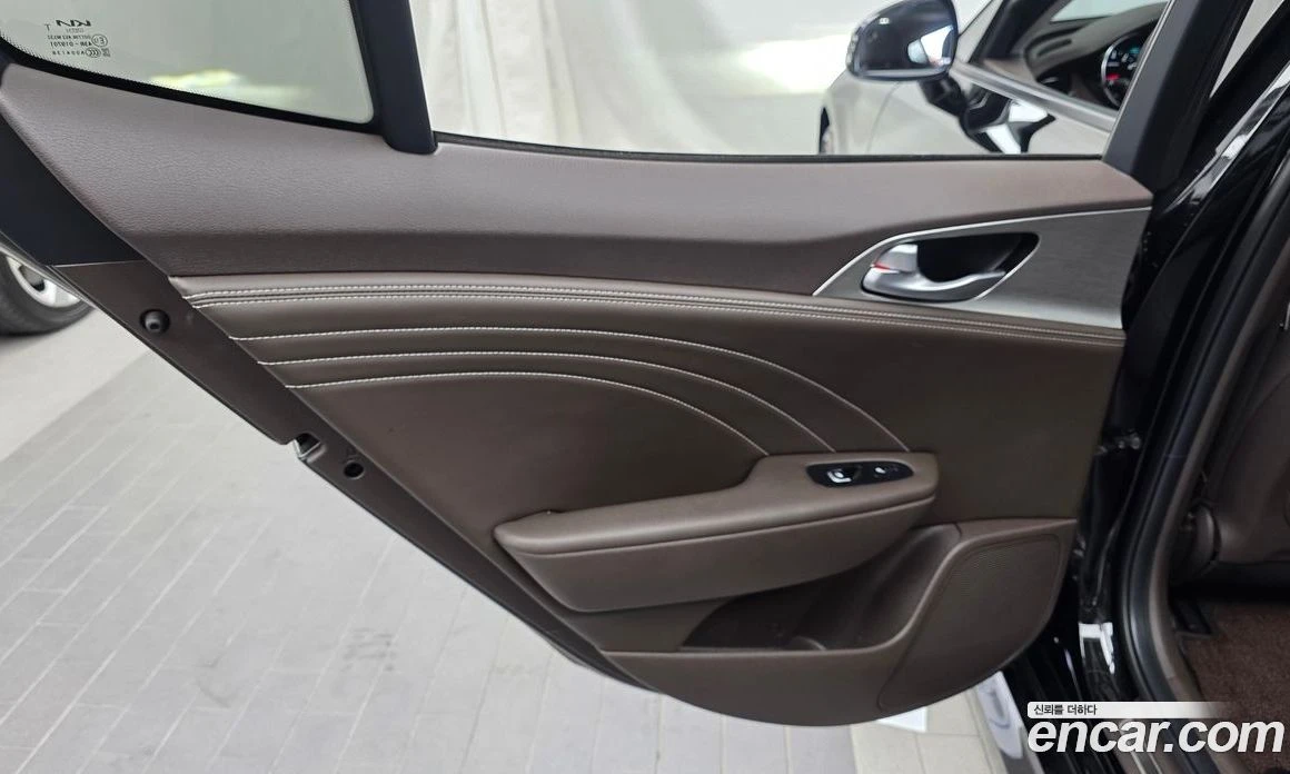 Kia Stinger 2.5 Masters, снимка 15 - Автомобили и джипове - 56095951