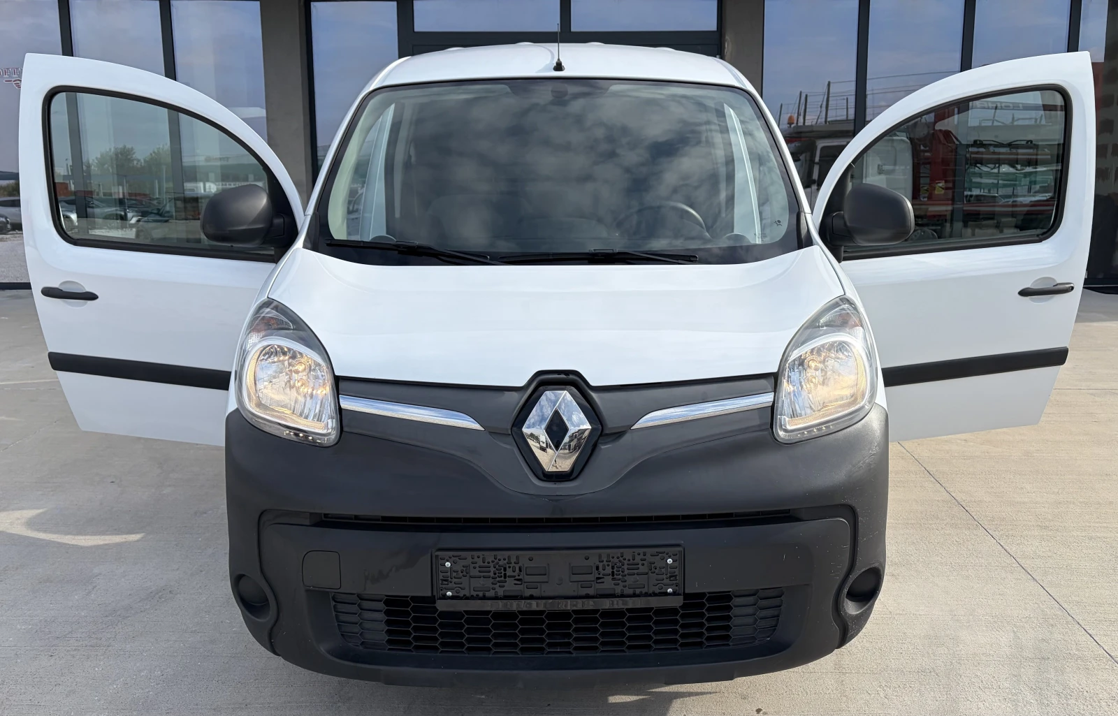 Renault Kangoo 33kWh