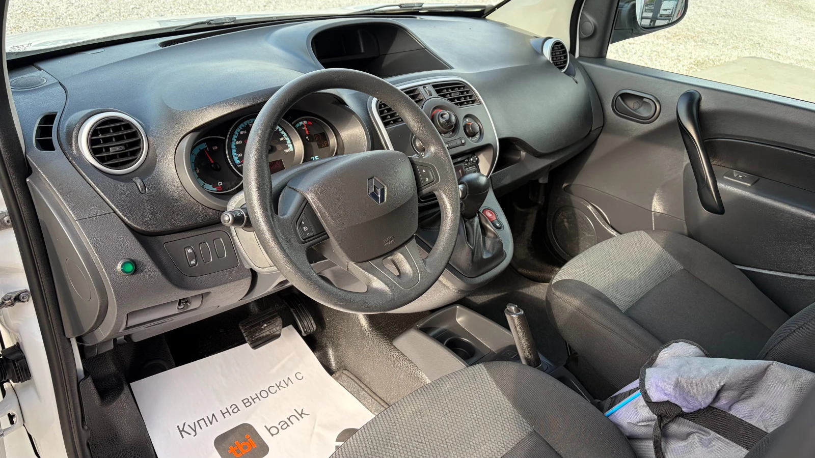 Renault Kangoo 33kWh, снимка 8 - Автомобили и джипове - 56642589
