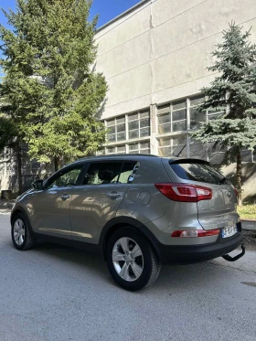Kia Sportage  2.0CRDI 4x4 PANORAMA, снимка 4